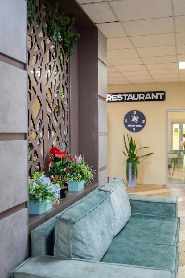 Aktau Airport Hotel Eksteriør billede